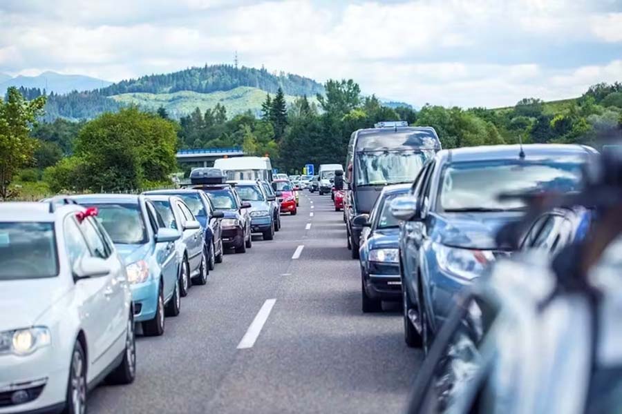 Autostrade in Svizzera, il piano da 4,9 miliardi per ridurre traffico